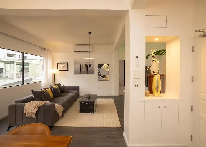 2-bedroom Penthouse In The Heart Of Silom - 4a * Бангкок