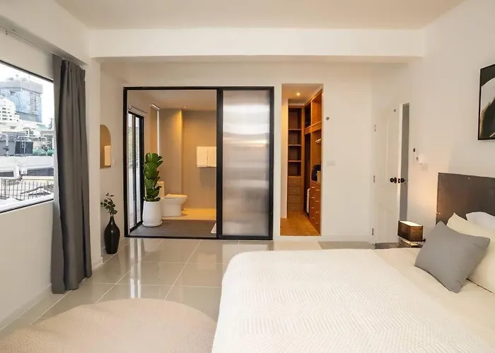 2-bedroom Penthouse In The Heart Of Silom - 4a Апартаменты